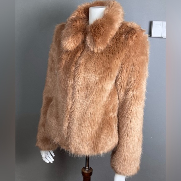 LPA Faux fur coat rose gold brown camel color plush zip up extra small Revolve - Picture 6 of 12
